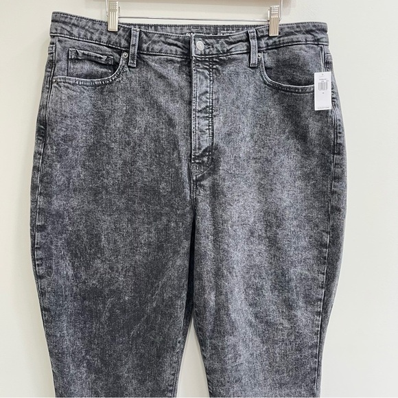 Old Navy Higher High-Rise O.G. Straight Leg Black-Wash Jeans Size 18 - Picture 3 of 10